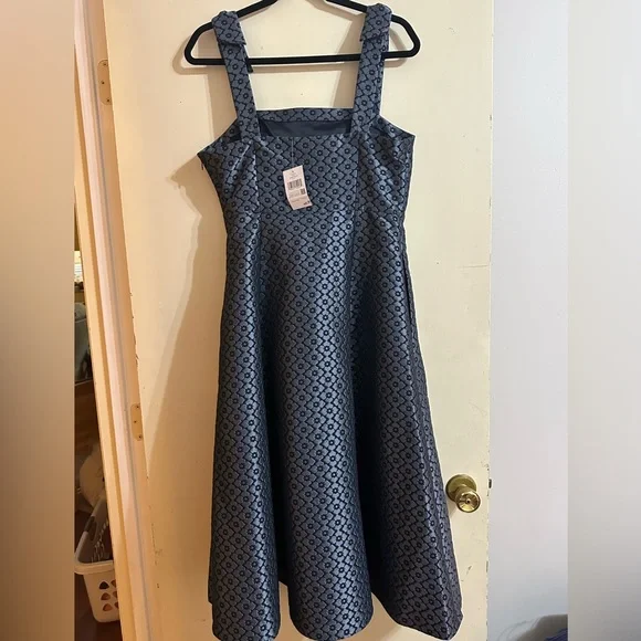 Elegant Blue Patterned Women's Dress - Picture 2 of 3